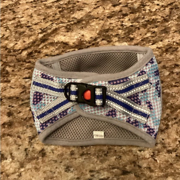 Dog harness size small - Picture 2 of 5